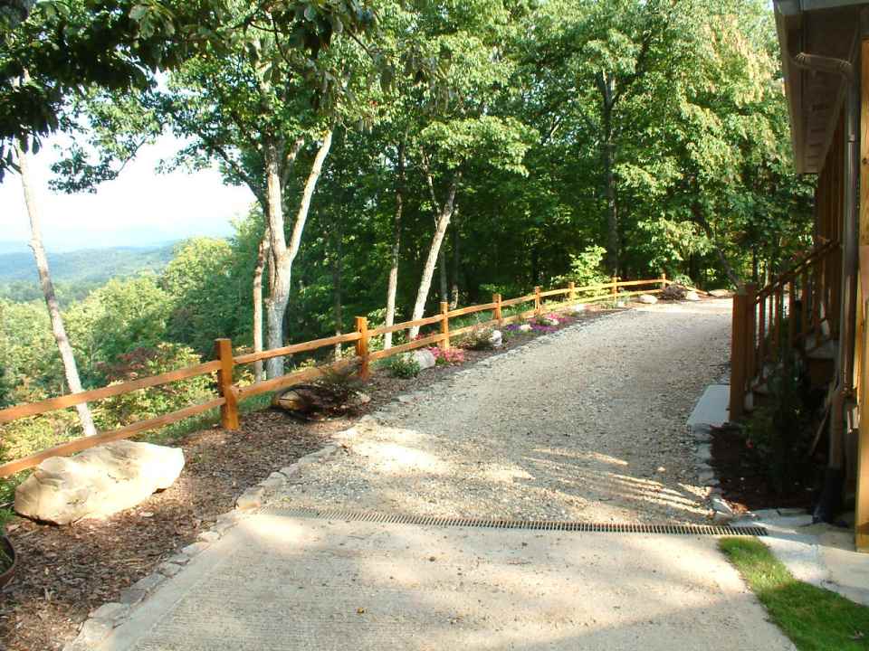 Wagon Wheel Ridge Driveway